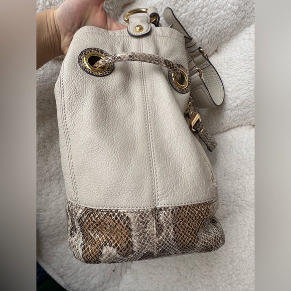 B. MAKOWSKY LEATHER BAG, METALLIC ANIMAL PRINT LEATHER TRIM, OUTSIDE POCKETS VGC - Picture 6 of 16